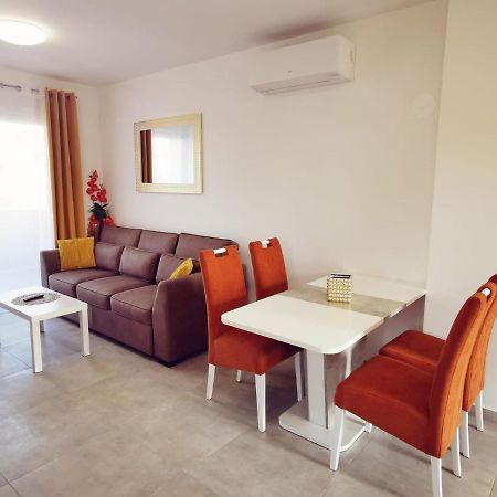 Apartmani Marco,Lukas,Patrick,David,Blizu Centra I Mora Sa Free Privatnim Parkingom 普拉 外观 照片