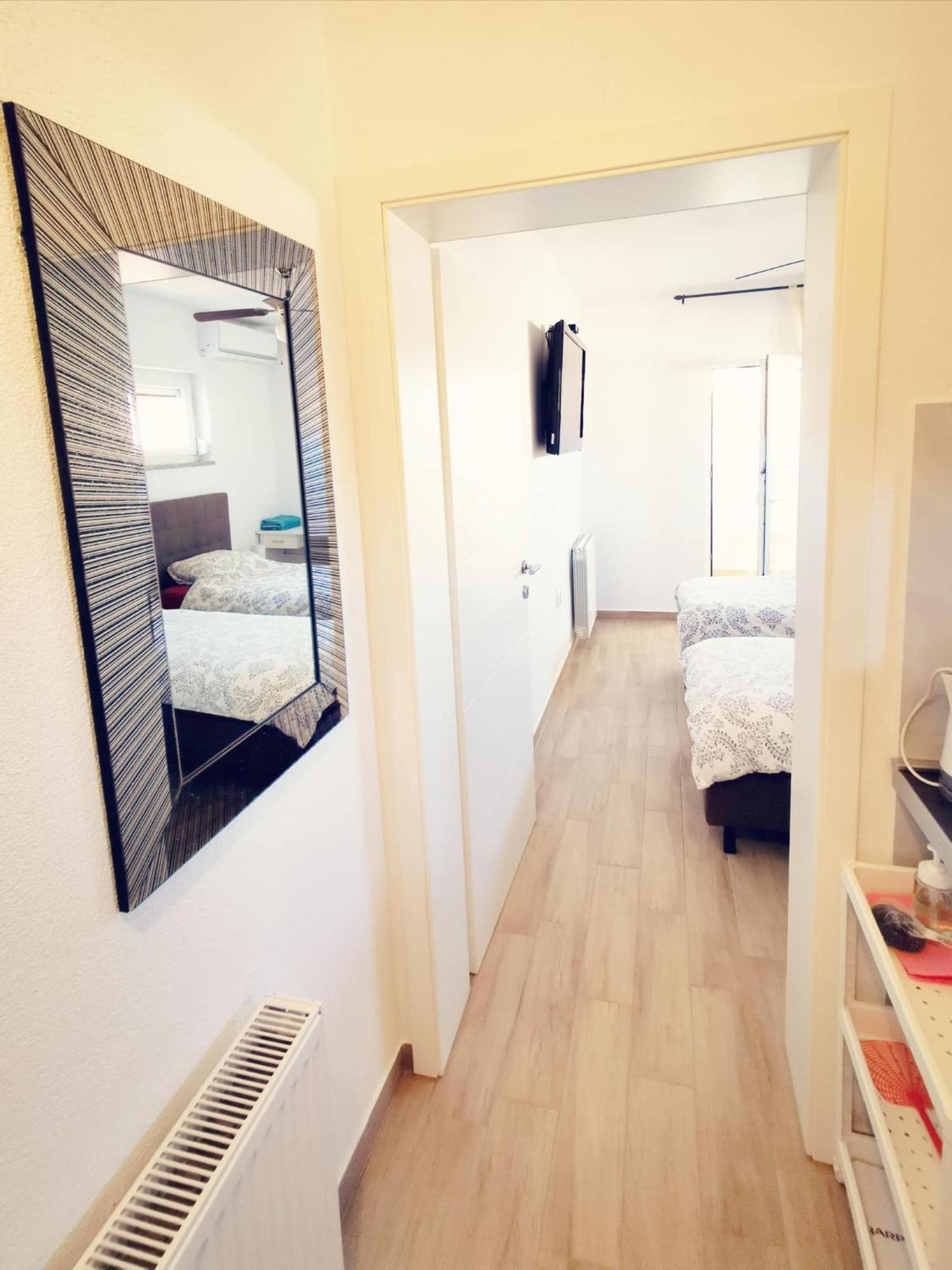 Apartmani Marco,Lukas,Patrick,David,Blizu Centra I Mora Sa Free Privatnim Parkingom 普拉 外观 照片